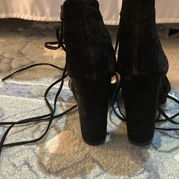 Lulus brand size 6 black suede platform heels - Picture 2 of 4